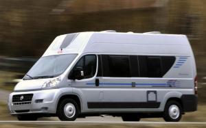 Adria Maxivan '2009 - 09